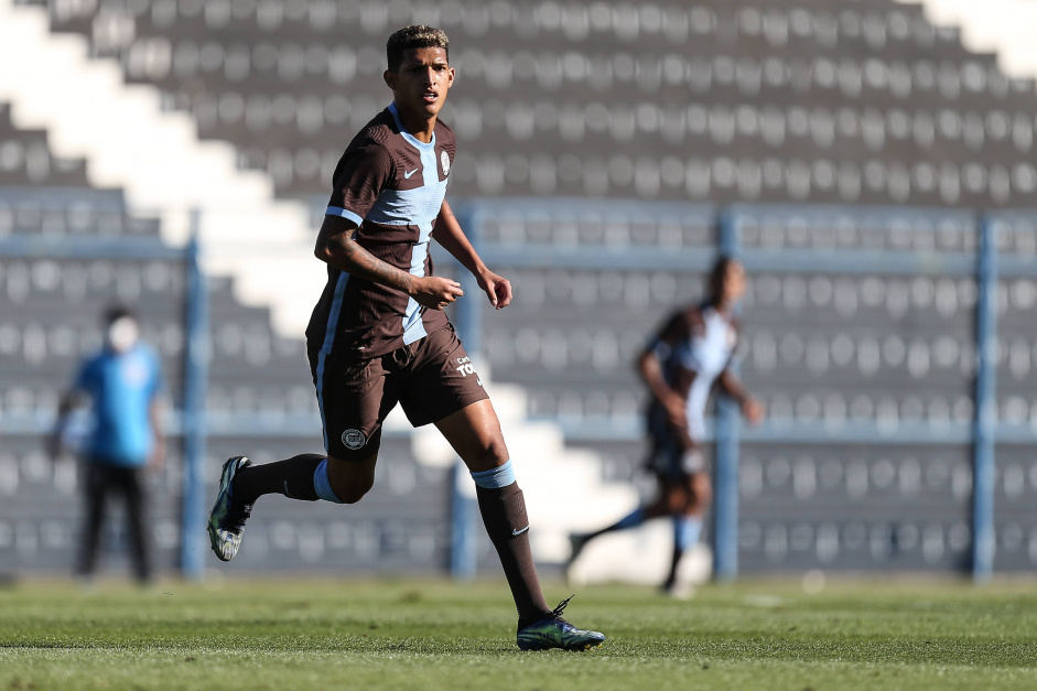 Matheus Matias  um dos cinco jogadores do Sub-23 que ainda no tiveram futuro definido pelo Corinthians