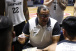 L�o Figueir� convoca torcida do Corinthians para jogos decisivos do NBB; veja datas