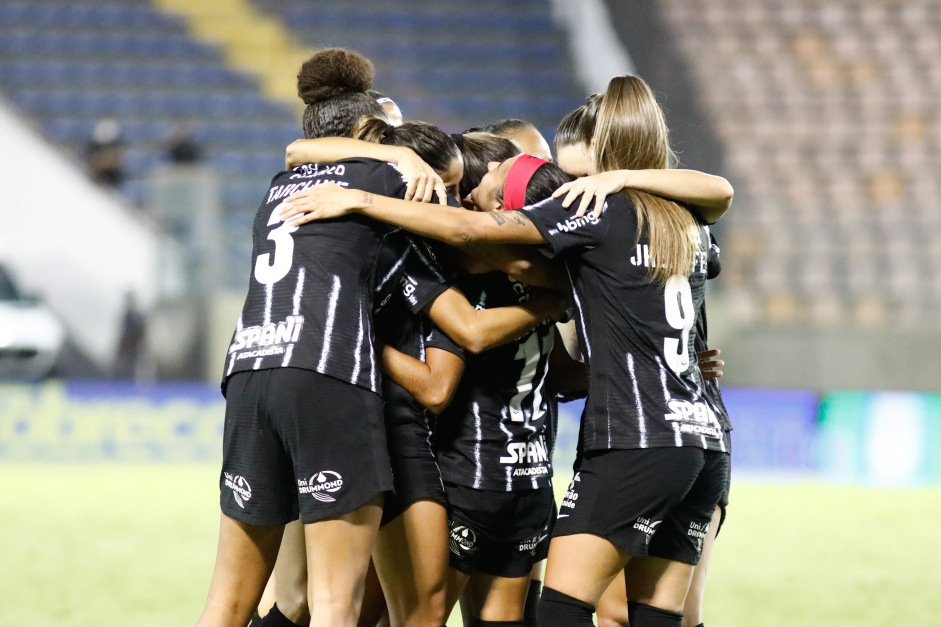 Corinthians fica entre dez primeiros em ranking mundial de times femininos