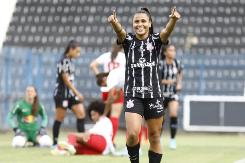 Miri entrou ao longo do jogo e ajudou o Corinthians a conquistar a vitria