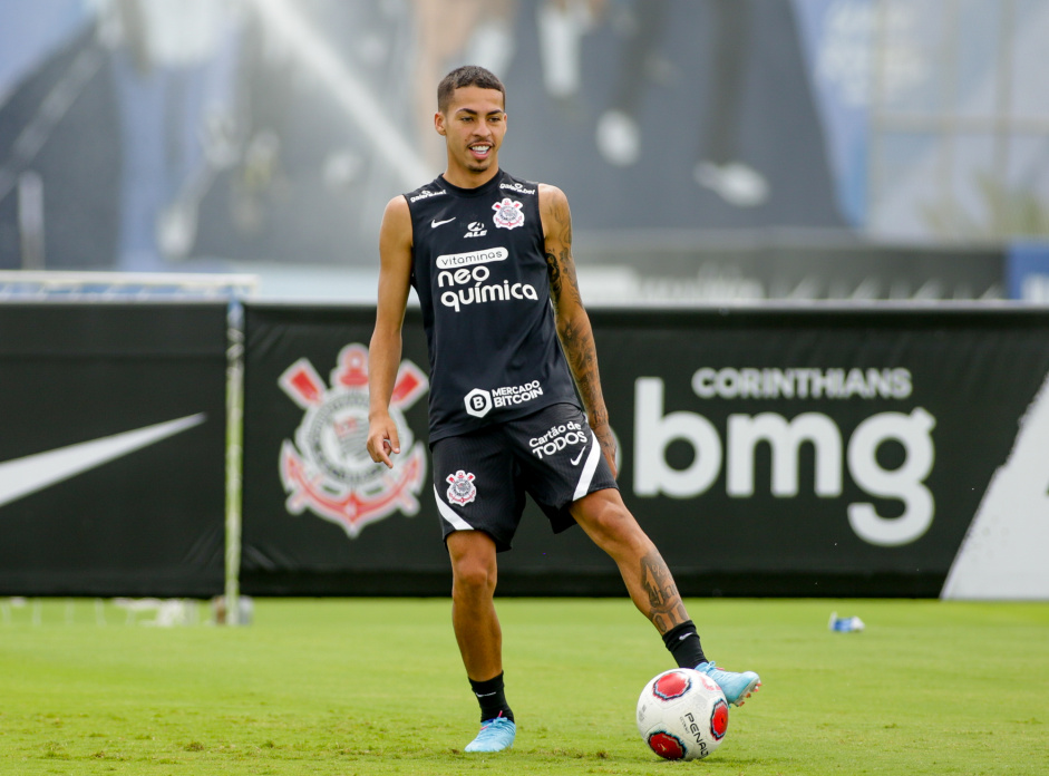 Roberto de Andrade confirmou que Gabriel Pereira est vendido ao Grupo City