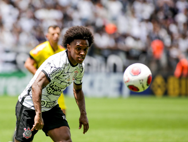 Willian foi eleito o craque da partida na vota��o da Fiel