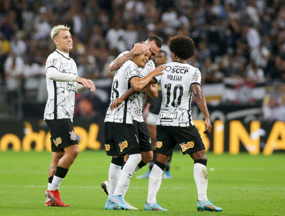 Corinthians e Palmeiras fazem o primeiro Drbi da temporada nesta quinta-feira