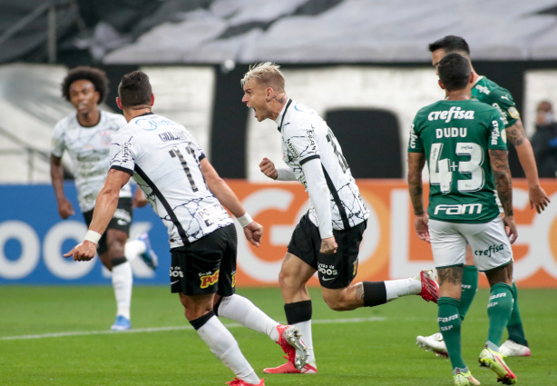 Dudu falou sobre a dificuldade de jogar contra o Corinthians