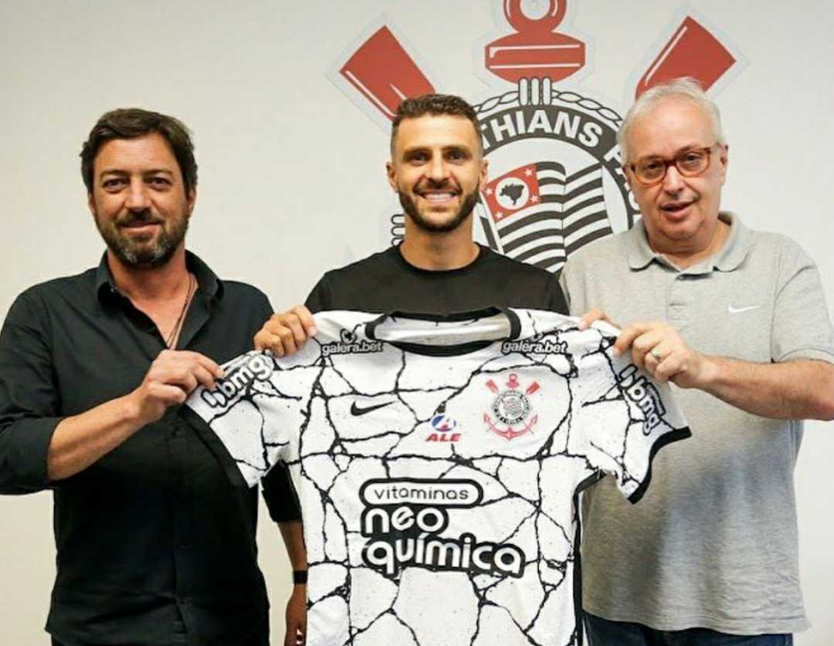 Jnior Moraes vestir a camisa18  do Corinthians