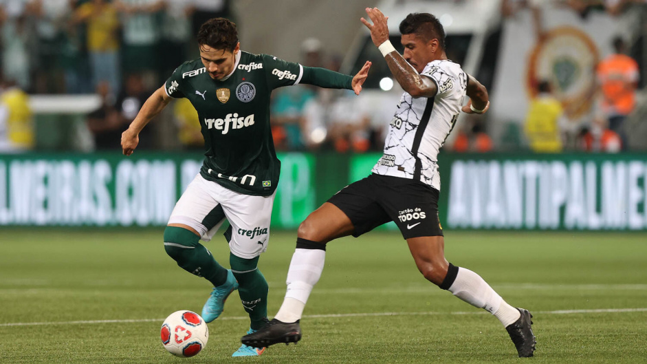 Corinthians e Palmeiras se enfrentaram nesta quinta-feira em jogo atrasado da sexta rodada do Paulisto 2022