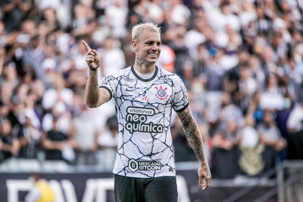 Róger Guedes se tornou o artilheiro do Corinthians na temporada em vitória diante do Novorizontino