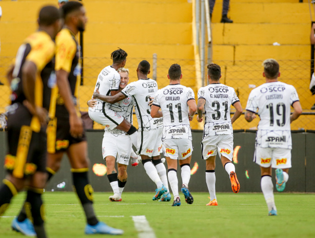 Corinthians encerrou a primeira fase do Paulist�o com vit�ria