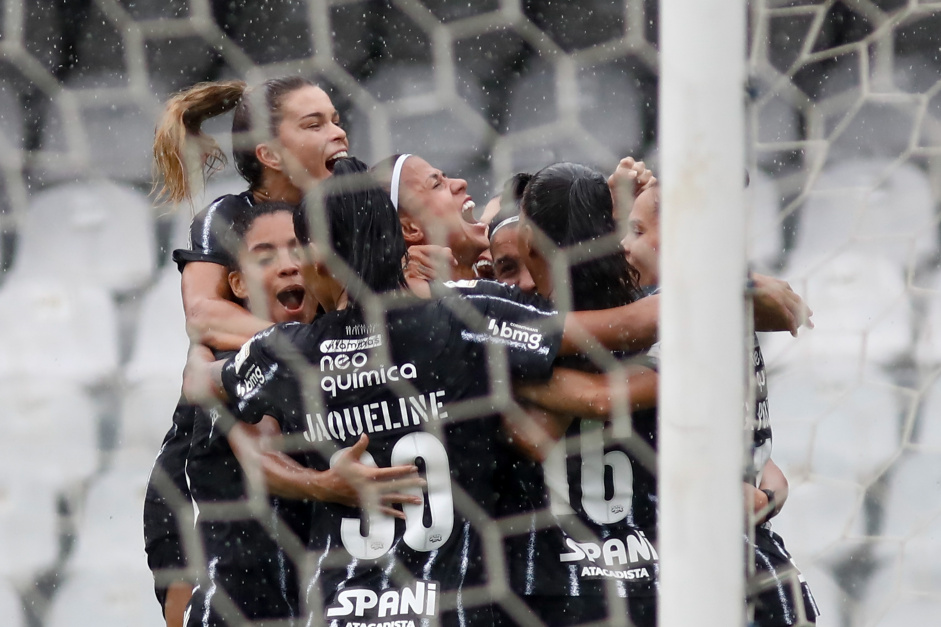 Corinthians emplacou trs nomes na Seleo da Torcida da rodada do Brasileiro Feminino
