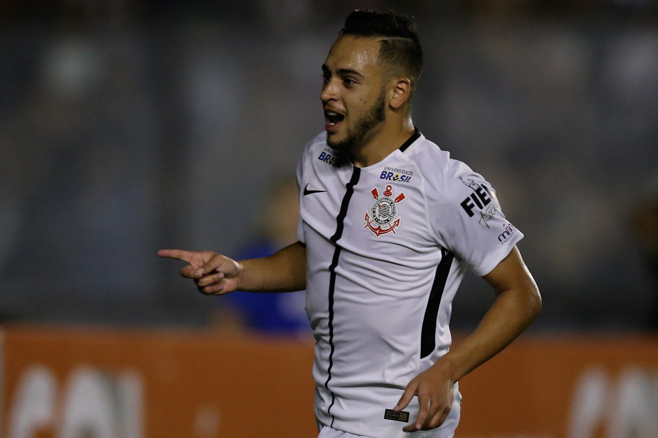 A possibilidade de Maycon voltar a vestir a camisa do Corinthians animou a torcida