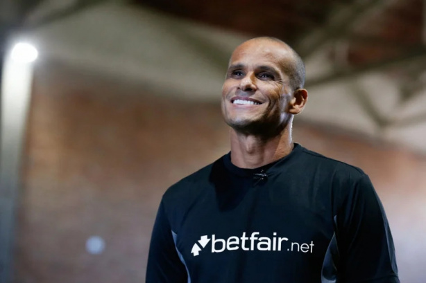 Rivaldo enxerga Boca Juniors como grande teste para equipe de V�tor Pereira