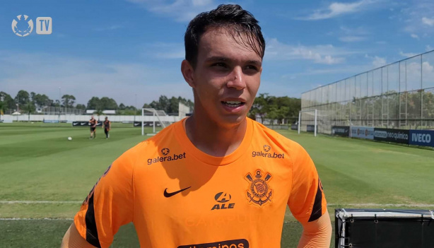 Giovane comemorou  a oportunidade dada por Vítor Pereira