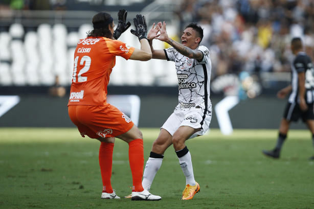 Corinthians estreou com vitria fora de casa no Brasileiro