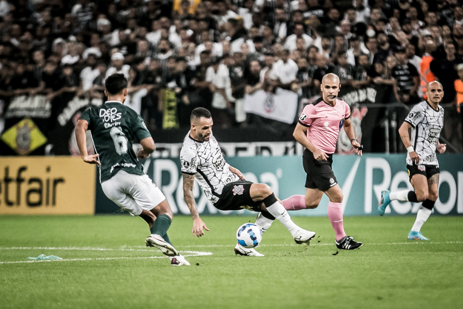 ELOGIOS A WILLIAN, ESPERANÇA EM GUEDES E SOFRIMENTO: A REAÇÃO DA FIEL COM A VITÓRIA DO CORINTHIANS