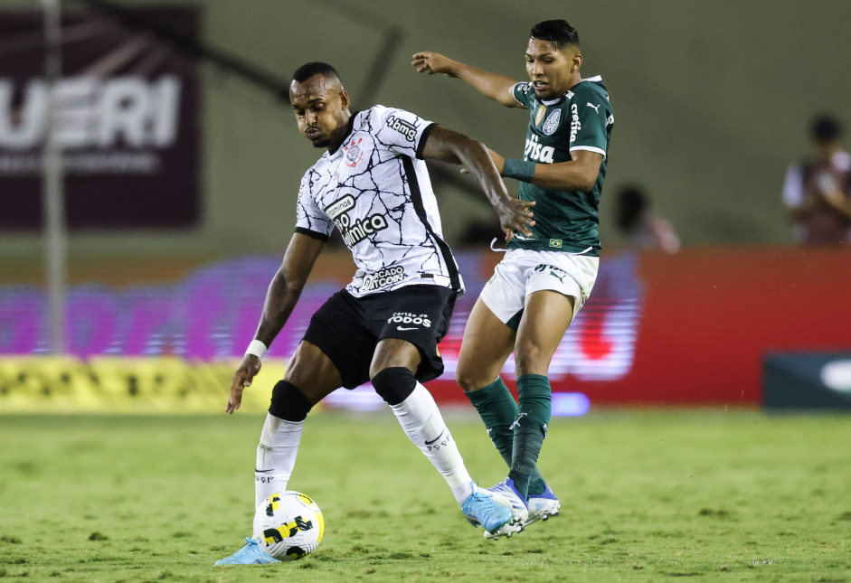 Corinthians foi superado pelo Atltico-MG no Mineiro, pela 31 rodada do Brasileiro do ano passado, na ltima vez em que havia levado trs gols