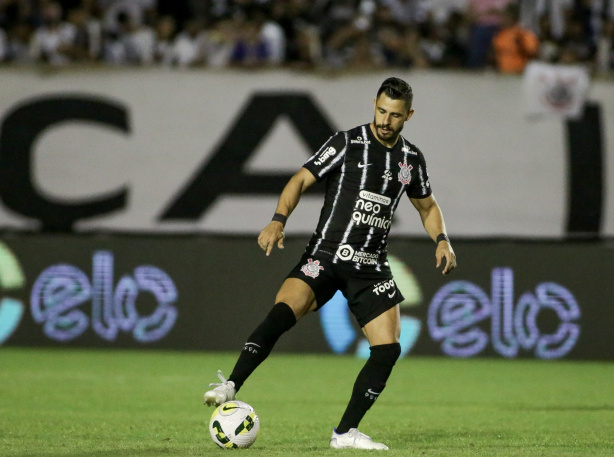 Giuliano fez seu 11� jogo como titular do Corinthians na �ltima quarta-feira