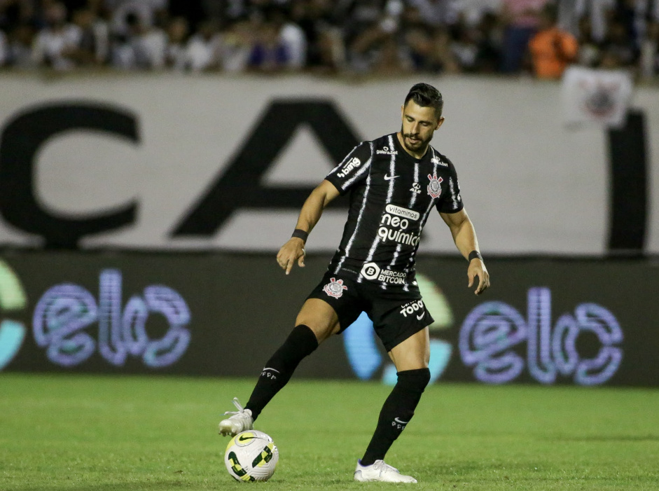 Giuliano fez seu 11 jogo como titular do Corinthians na ltima quarta-feira
