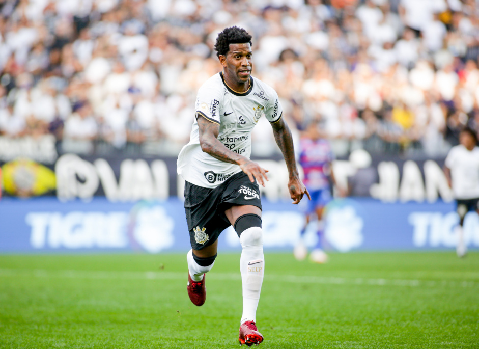 Corinthians encara o Red Bull Bragantino, s 18h, em Bragana Paulista, pelo Brasileiro