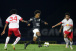 Willian explica dor no tornozelo e faz balan�o da marca��o sofrida desde que chegou ao Corinthians