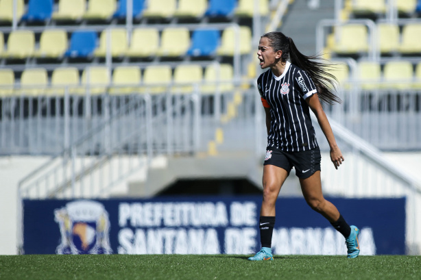 Ellen marcou o segundo gol da vit�ria do Corinthians diante do Juventude