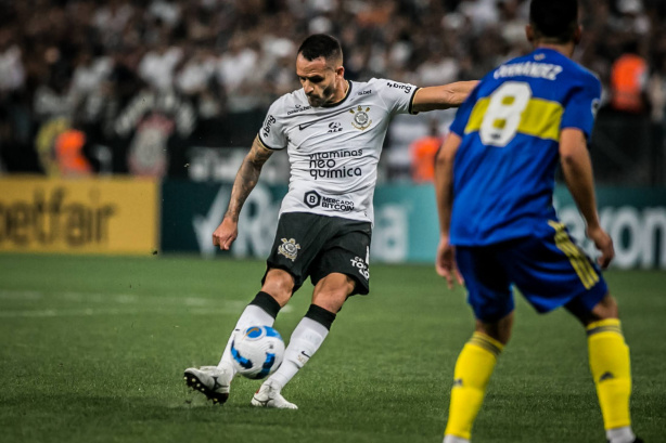 Corinthians venceu o �ltimo duelo contra o Boca Juniors