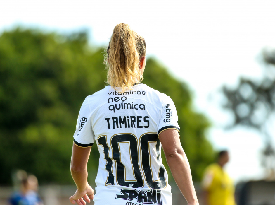 Tamires recebeu uma msica em homenagem aos 100 jogos pelo Corinthians