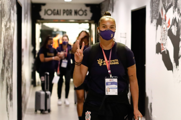 Natascha foi emprestada ao Flamengo