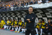 V�tor Pereira mostra irrita��o e diz que cl�ssico foi o primeiro em que preparou Corinthians