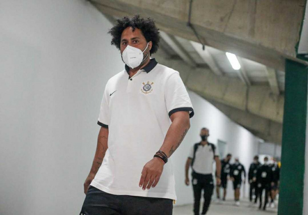 Caio Mello n�o faz mais parte do quadro de funcion�rios do Corinthians