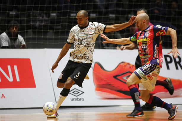 Corinthians empatou com o Cascavel em duelo vlido pela Liga Nacional de Futsal