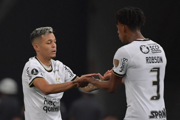 Adson concedeu entrevista coletiva após empate do Corinthians com o Always Ready