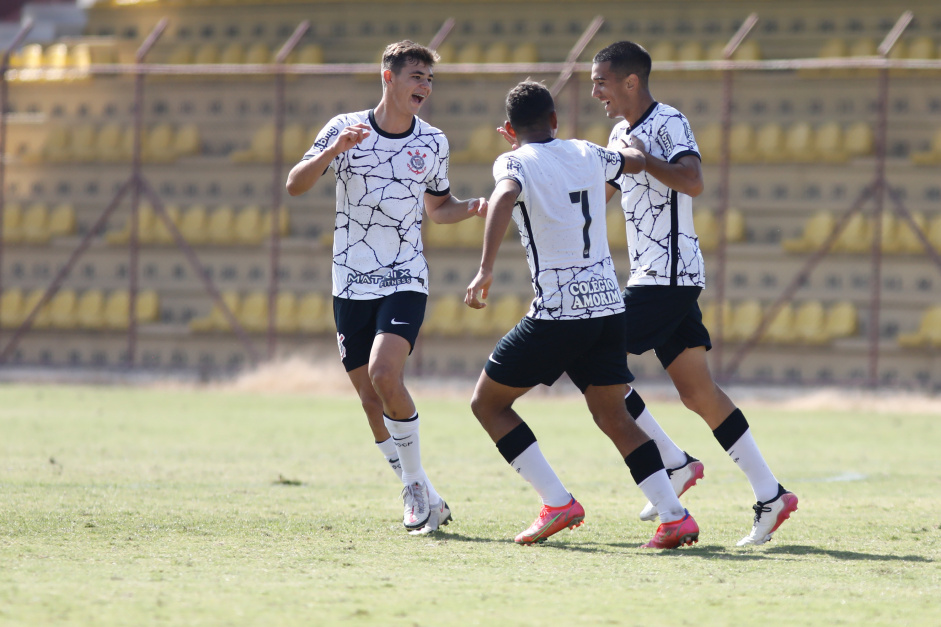 Corinthians encara o Metropolitano pelo Campeonato Paulista Sub-17