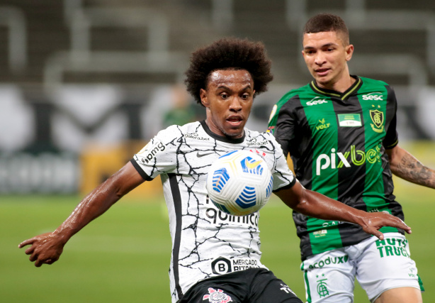�ltimo duelo entre as equipes na Neo Qu�mica Arena marcou a reestreia de Willian