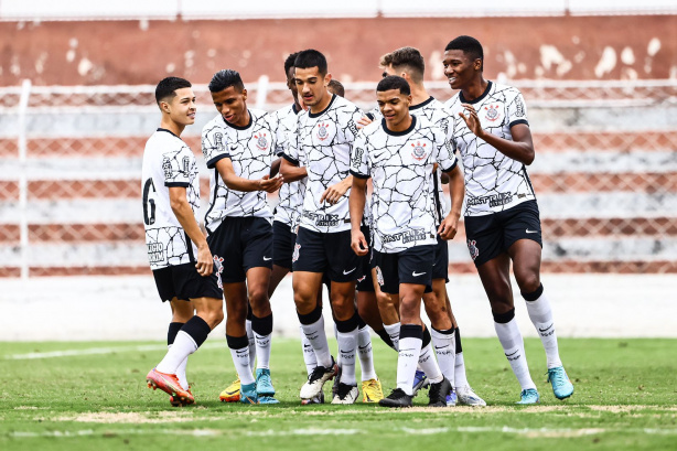 Corinthians goleia São José e se classifica para a próxima fase do  Paulistão Feminino Sub-17