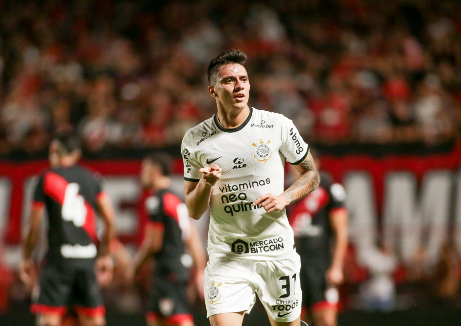 Mantuan marcou o gol da vitria do Corinthians no Brasileiro