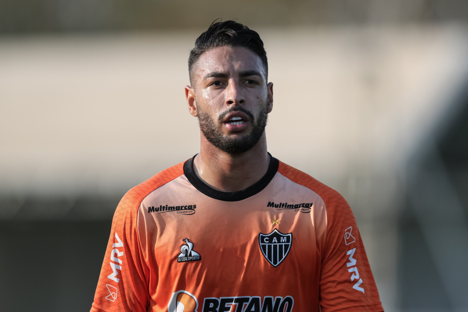 Nathan Silva, do Atlético Mineiro, elogiou o trabalho de Vítor Pereira no Corinthians