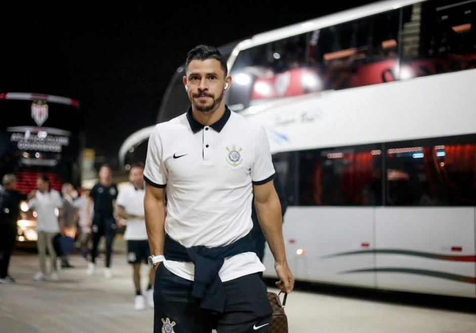 Corinthians viaja para Curitiba para enfrentar o Athletico nesta semana
