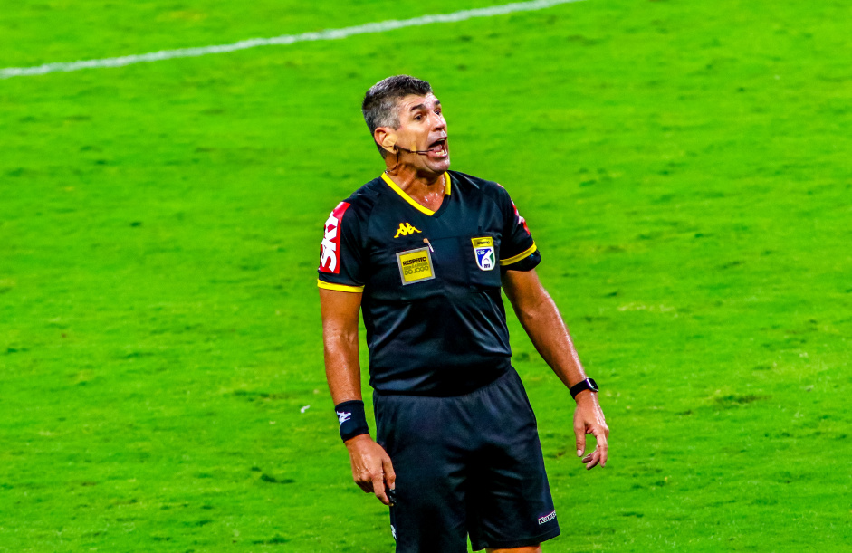 Marcelo de Lima Henrique apitou derrota recente do Corinthians