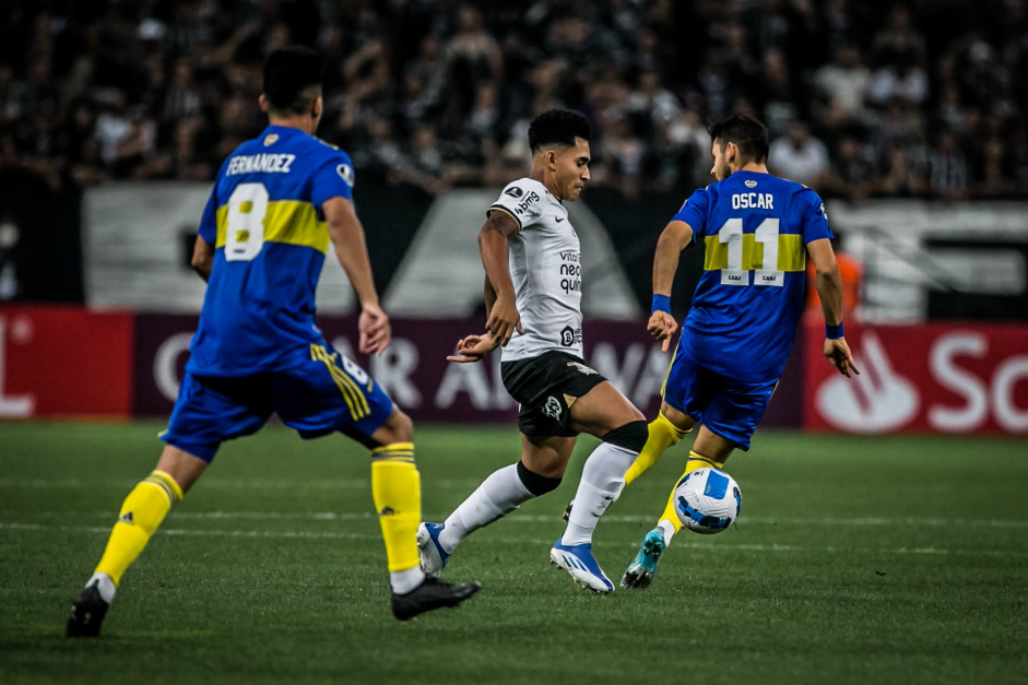 Du Queiroz marcou o gol do Corinthians no ltimo encontro com o Boca Juniors