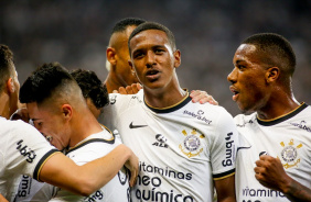 Time do Corinthians diante do Fluminense deve ser repleto de jovens da base alvinegra