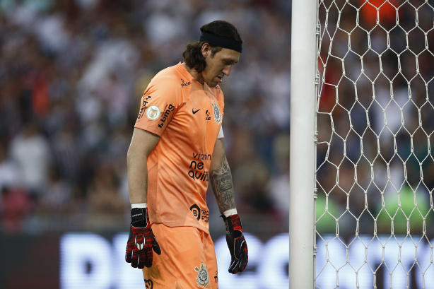 Corinthians teve diversos desfalques e acabou goleado pelo Fluminense ap�s m� atua��o no Maracan�