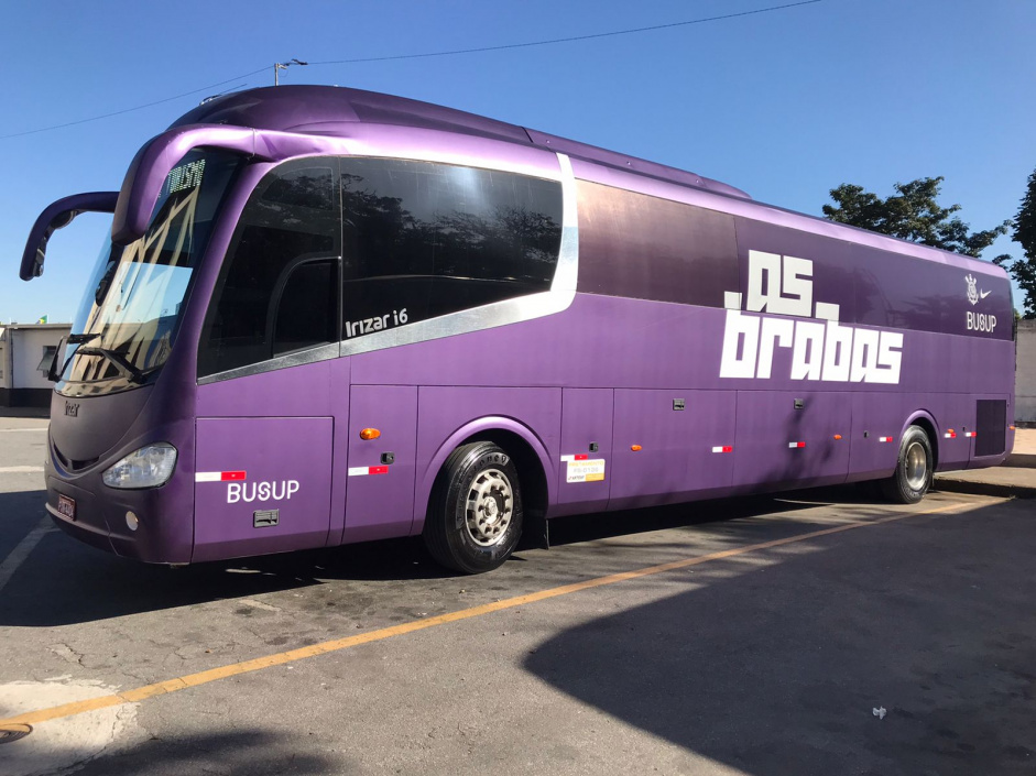 Ônibus do elenco feminino será personalizado pela BusUp