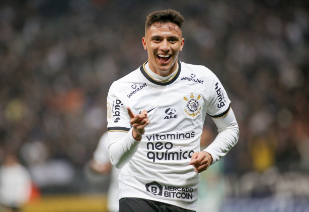 SBT celebra a classificação do Corinthians para Libertadores de 2022