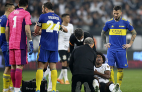 Momento em que Willian sentiu o ombro no primeiro jogo contra o Boca Juniors