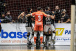 Lucas Oliveira, um dos her�is do t�tulo, comemorando com os demais jogadores do Corinthians