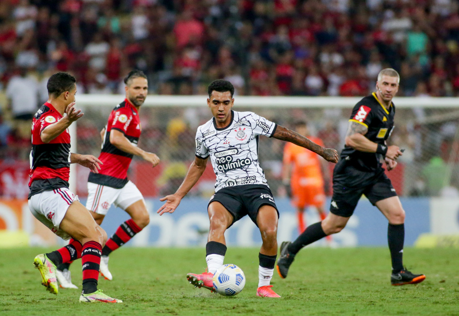 Corinthians e Flamengo se enfrentam na Neo Qumica Arena pela 16 rodada do Campeonato Brasileiro