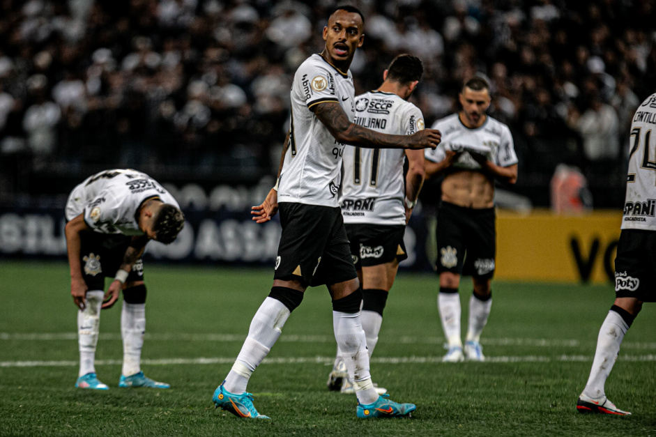 Raul Gustavo falou sobre sua atuao e analisou os prximos confrontos com o Flamengo