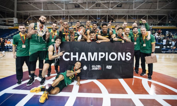 M�ozinha e Gabriel Campos representaram o Corinthians no Global Jam