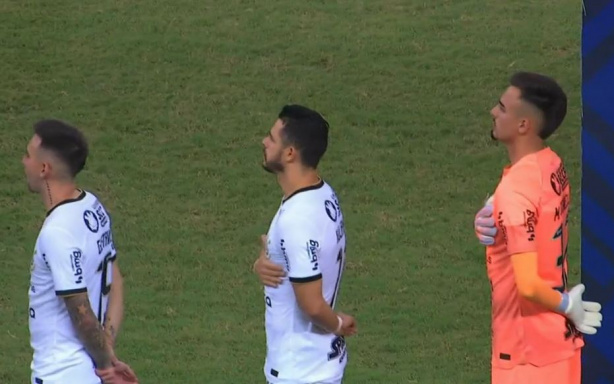 Corinthians foi derrotado pelo Ceará