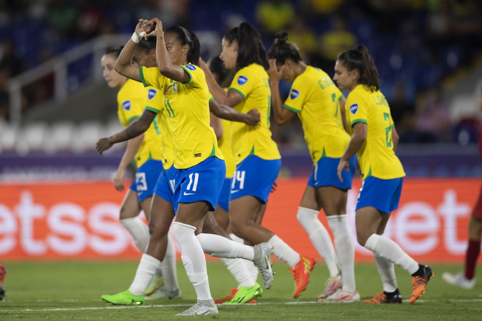 Brasil venceu mais uma partida na Copa Amrica; Adriana voltou a balanar as redes